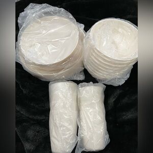 Quatish 32 piece Set of White Disposable Plates,Cups